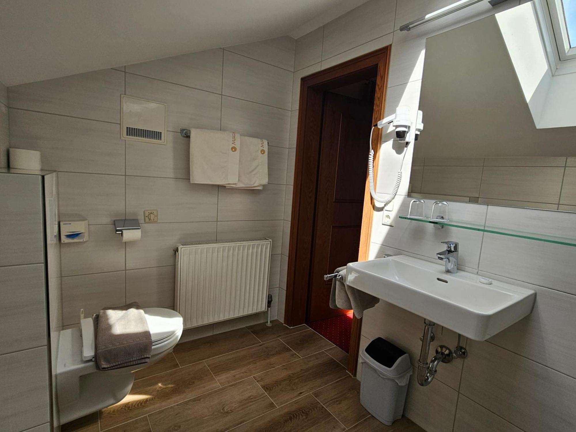 באד הופגסטין Appartements Monuth מראה חיצוני תמונה