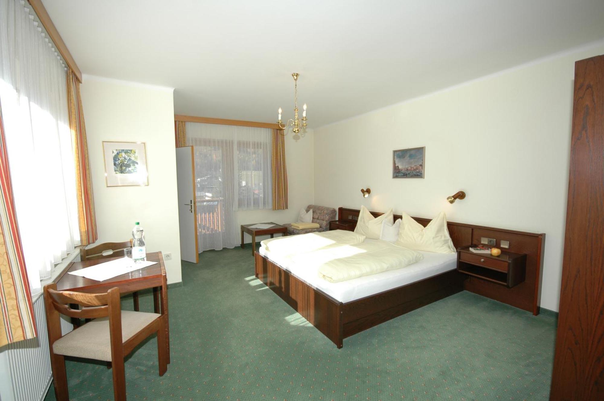 באד הופגסטין Appartements Monuth מראה חיצוני תמונה