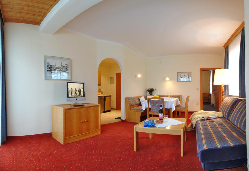 באד הופגסטין Appartements Monuth חדר תמונה