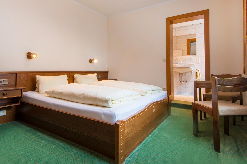 באד הופגסטין Appartements Monuth מראה חיצוני תמונה